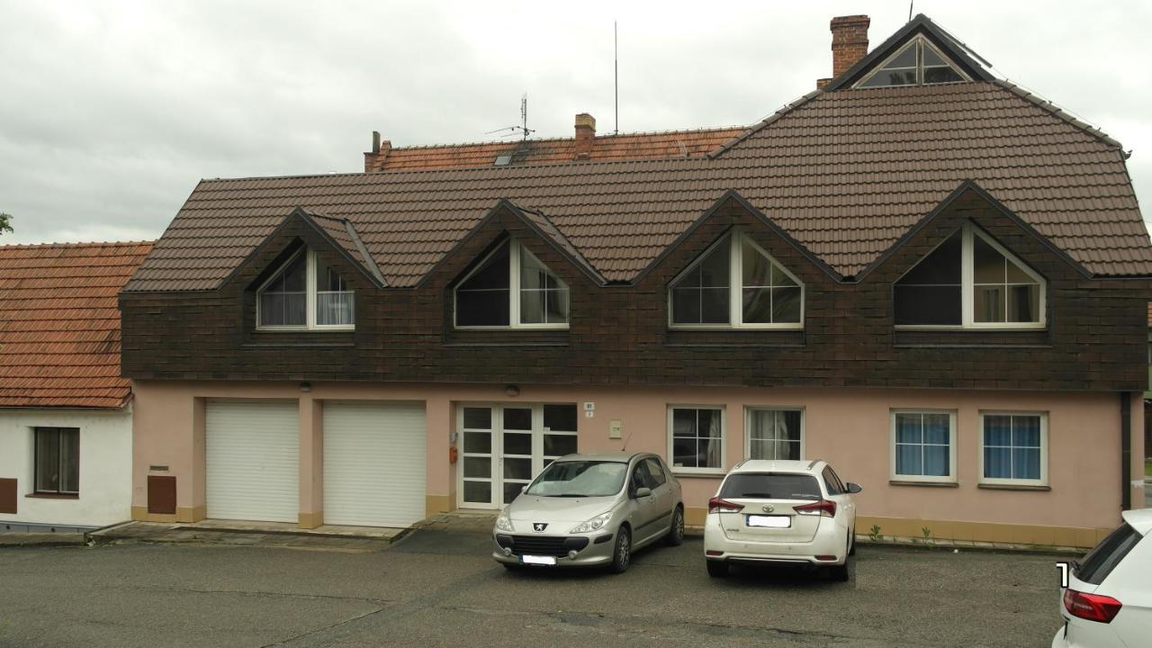 Apartman Discoveryou Rájec-Jestřebí Exteriör bild